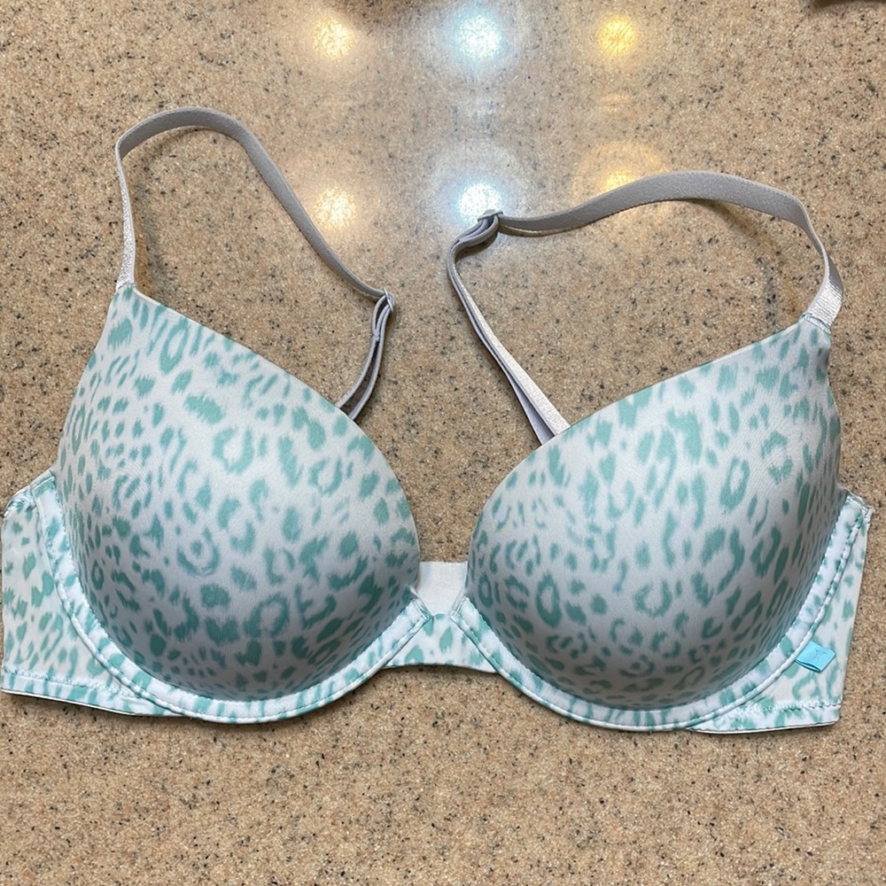VS Sexy Tee Push-Up Bra 34D Blue cheetah leopard print